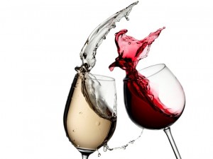 wine splash via shutterstock